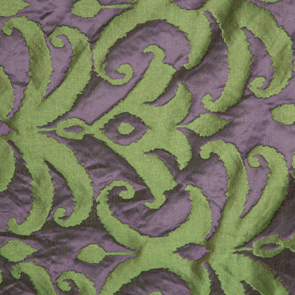 136-2539: Furnishing Fabric Floral Pattern; 140cm, Purple/Green  1