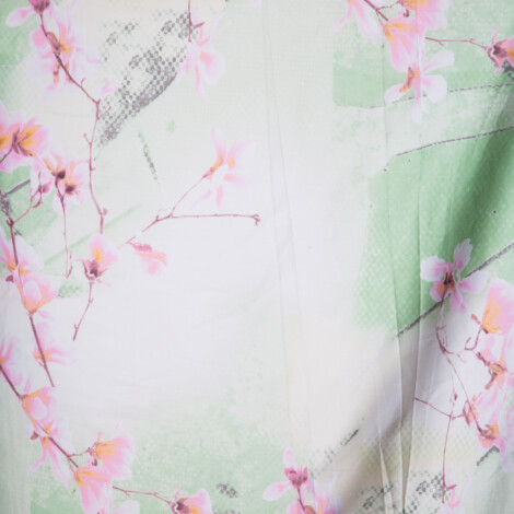 Esencia: Ferri: Floral Furnishing Fabric; 280cm, Green/Pink 1